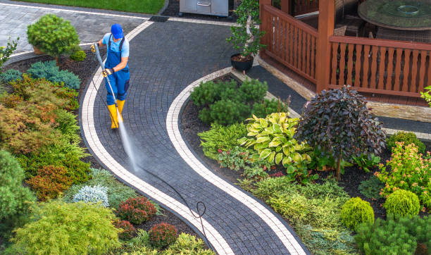 Why Choose Our Certified Pressure Washing Experts for Your Project Needs in Lakeland, FL?